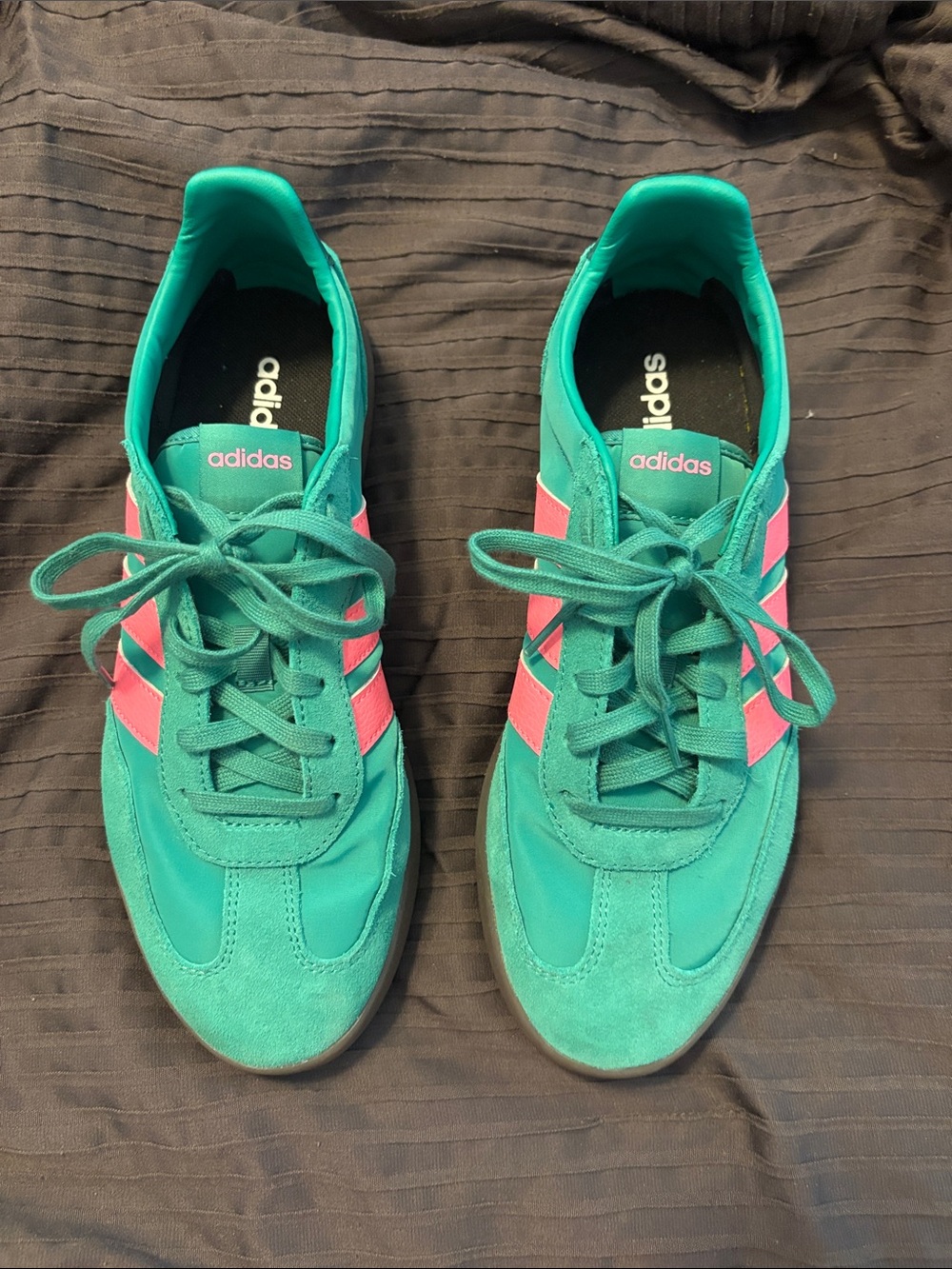 Adidas Barreda Sneakers Women’s 9.5 Like New